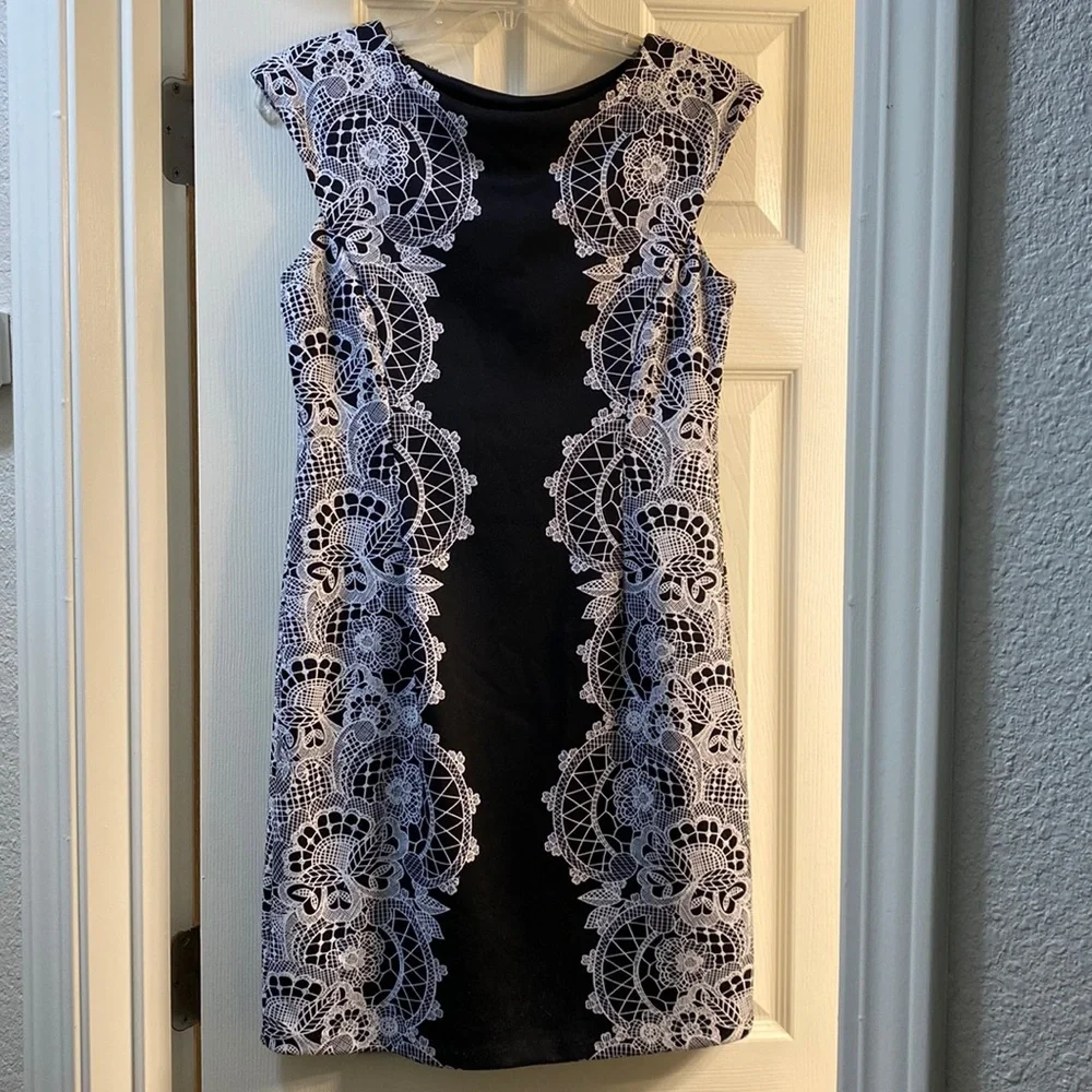 Alfani Petite short sleeve black and white dress - Picture 1 of 12